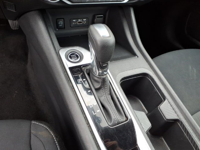 Used 2024 Nissan Sentra SV FWD image 27