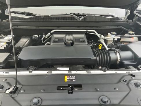 Used 2024 Chevrolet Colorado LT w/ LT Convenience Package image 20