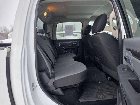 Used 2022 RAM 1500 Classic SLT w/ Protection Group AWD/4WD image 20