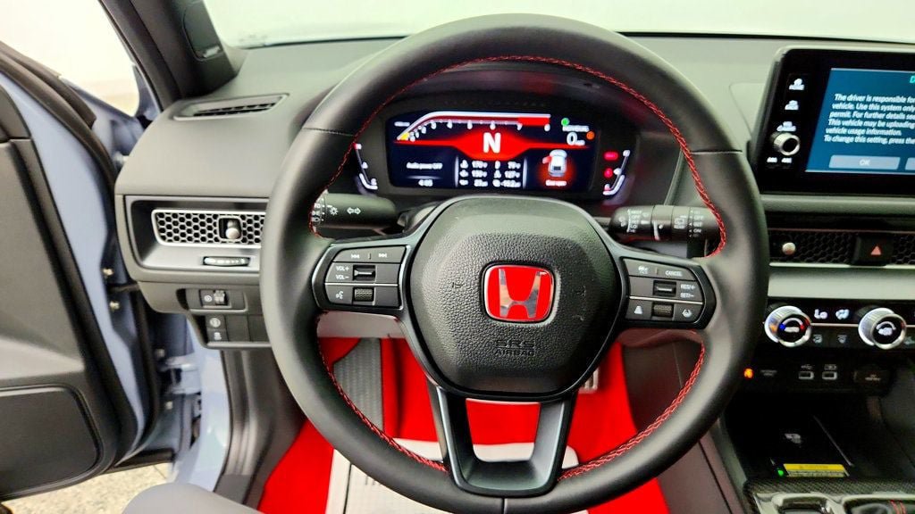 Used 2023 Honda Civic Type R image 13