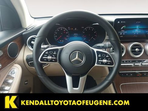 Used 2022 Mercedes-Benz GLC 300 4MATIC image 12