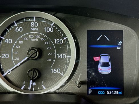 Used 2021 Toyota Corolla LE image 15