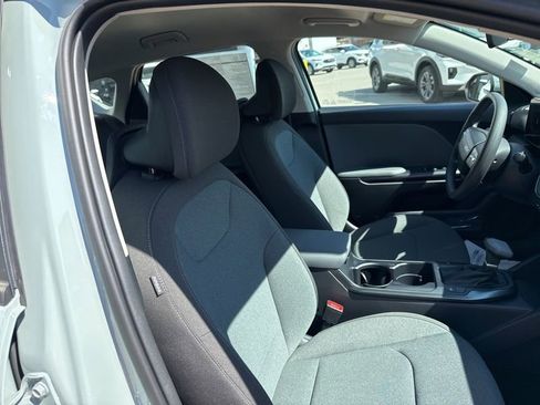 New 2026 Kia K4 FWD image 13