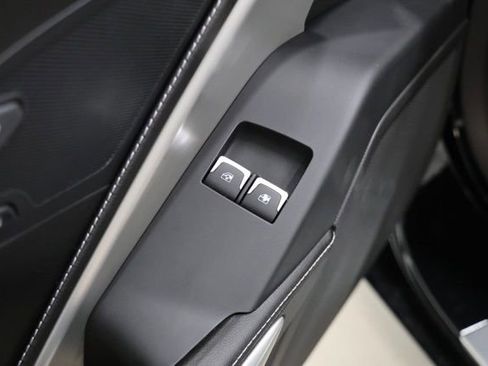 Used 2014 Chevrolet Corvette Stingray Convertible w/ 2LT Preferred Equipment Group RWD image 22