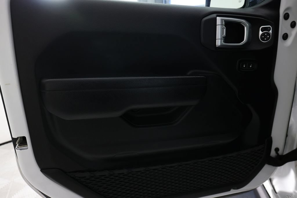 Used 2024 Jeep Wrangler Unlimited Sport AWD/4WD image 15