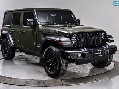 Used 2023 Jeep Wrangler Unlimited w/ 8.4" Radio Group
