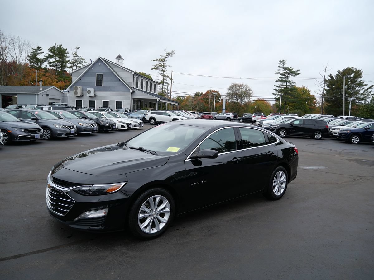 Used 2023 Chevrolet Malibu LT FWD image 1