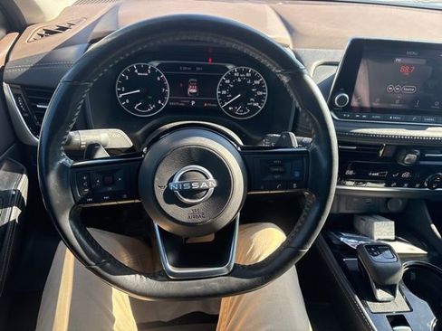 Used 2023 Nissan Rogue SL image 27