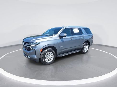 Used 2022 Chevrolet Tahoe LT w/ Luxury Package AWD/4WD image 5