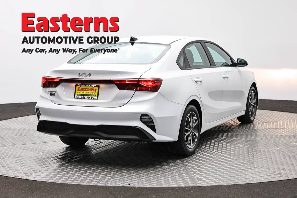 Used 2023 Kia Forte LXS FWD image 6