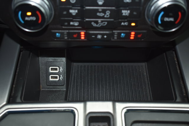 Used 2019 Ford F150 Platinum w/ Equipment Group 701A Luxury AWD/4WD image 40