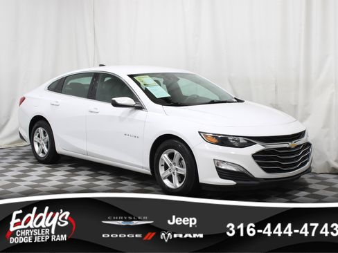 Used 2023 Chevrolet Malibu LS w/ Driver Confidence Package image 1