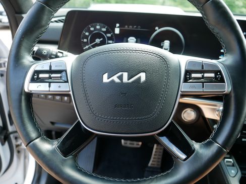 Certified 2025 Kia Telluride SX Prestige X-Line AWD/4WD image 25