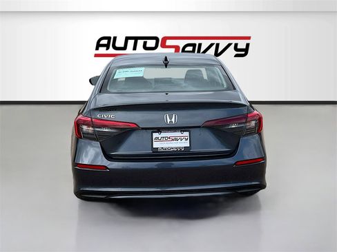 Used 2022 Honda Civic EX image 6