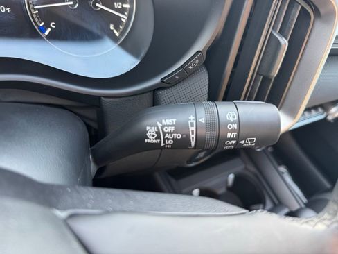 Used 2025 MAZDA CX-50 AWD 2.5 S w/ Accent Package image 21