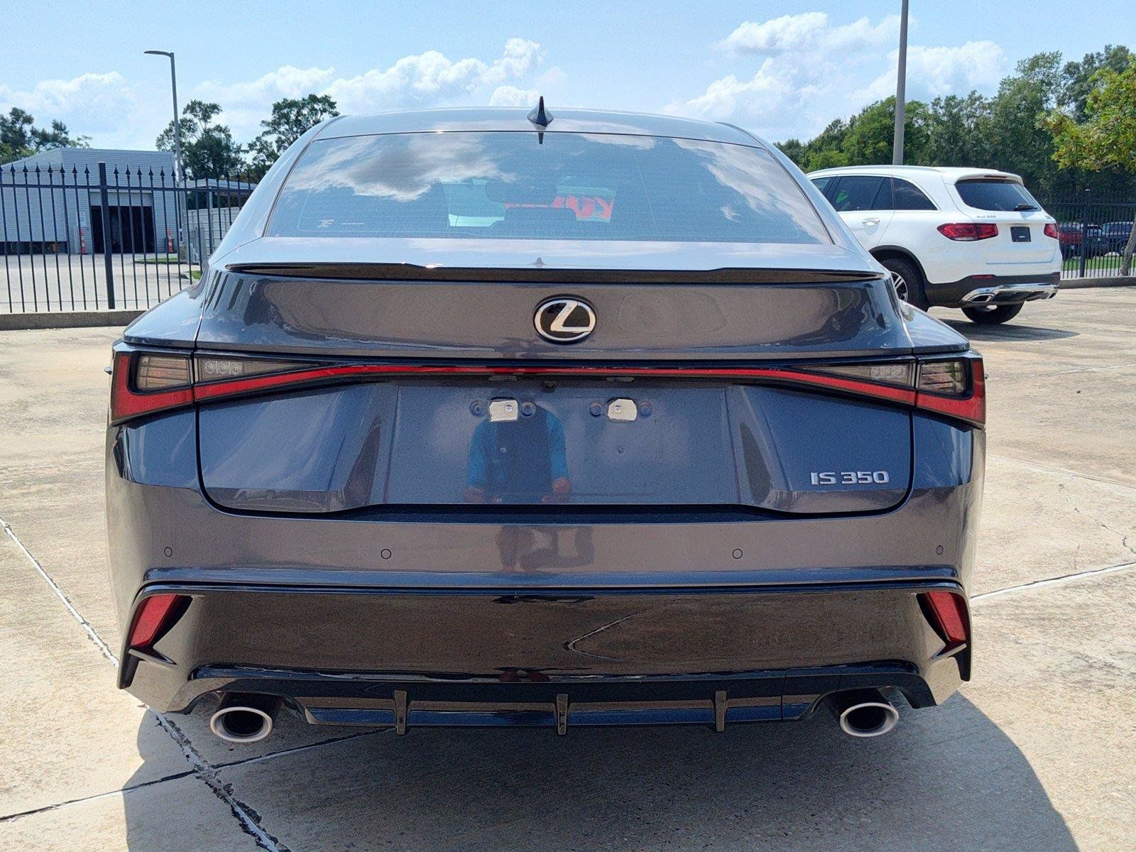 Used 2022 Lexus IS 350 F Sport w/ Navigation Package RWD image 5