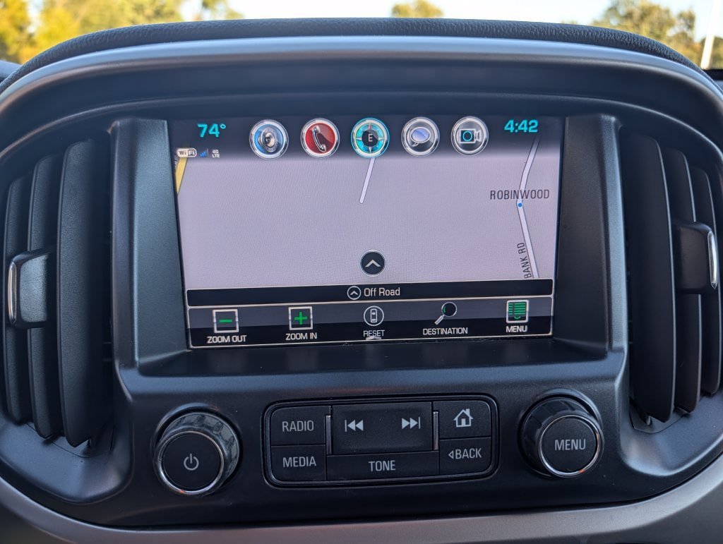 Used 2018 Chevrolet Colorado Z71 AWD/4WD image 5