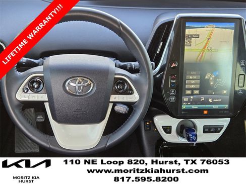Used 2018 Toyota Prius Prime Premium image 10