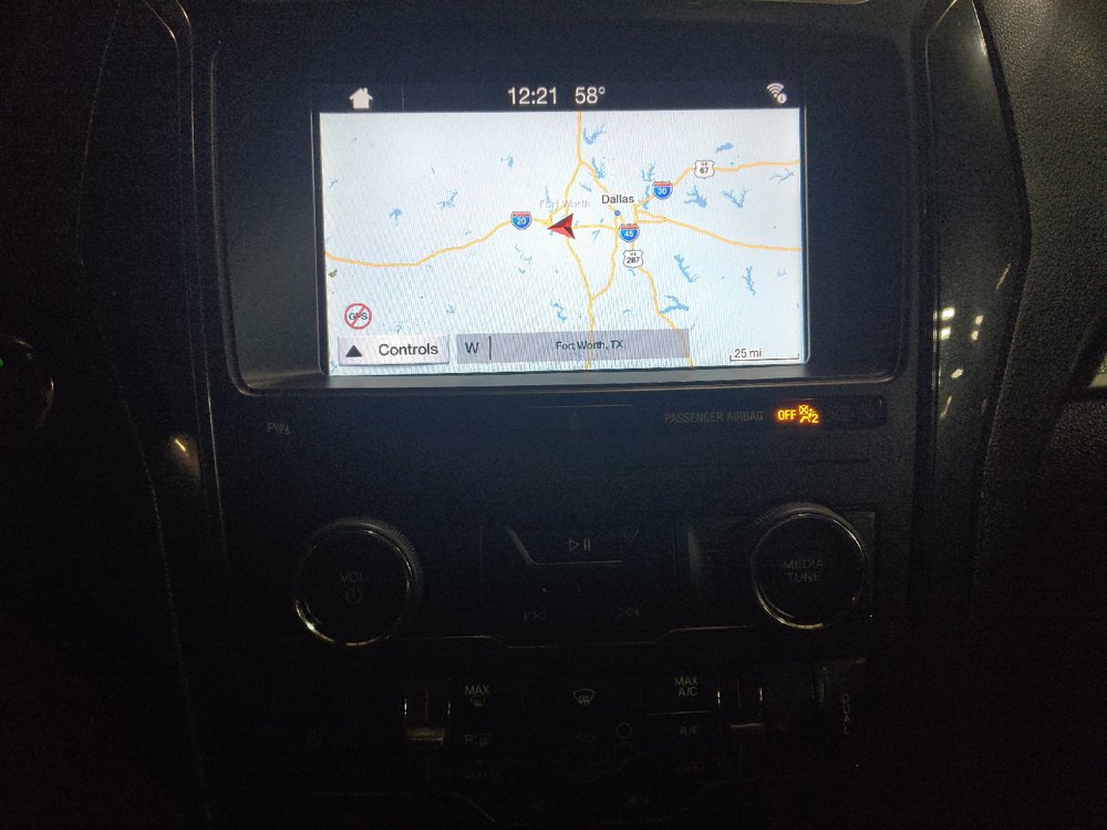Used 2019 Ford Explorer XLT w/ Equipment Group 202A FWD image 25