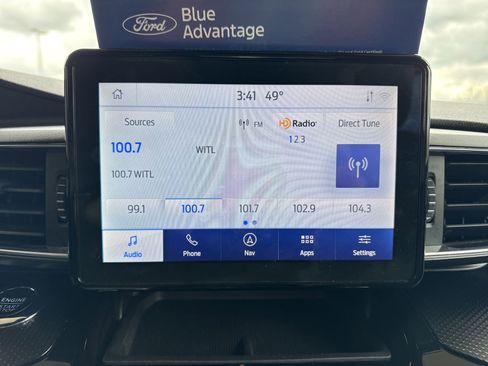 Used 2024 Ford Explorer ST-Line w/ Class IV Trailer Tow Package AWD/4WD image 32