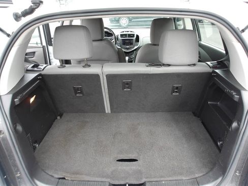 Used 2020 Chevrolet Sonic LT FWD image 11
