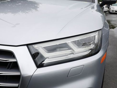 Used 2018 Audi SQ5 Prestige w/ Prestige Package image 24