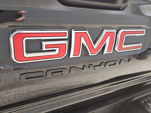 Used 2023 GMC Canyon AT4 w/ Canyon Safety Plus Package AWD/4WD image 38