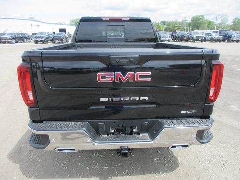 New 2026 GMC Sierra 1500 SLT w/ SLT Premium Plus Package AWD/4WD image 7