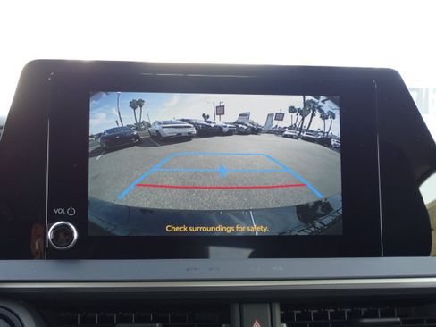 New 2026 Toyota Prius XLE FWD image 20