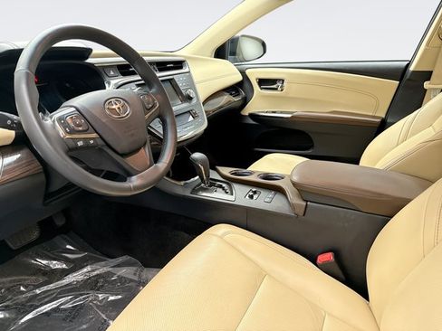 Used 2014 Toyota Avalon Limited FWD image 10