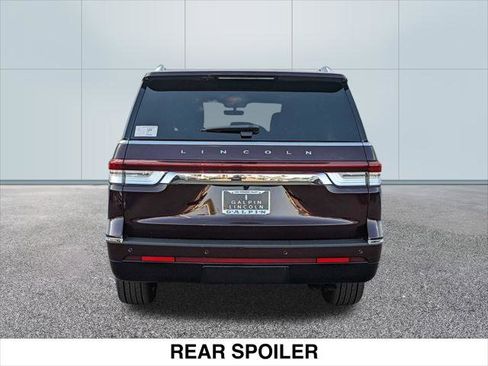 Used 2024 Lincoln Navigator L Reserve image 10