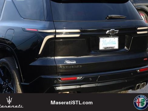 Used 2024 Chevrolet Traverse RS image 6