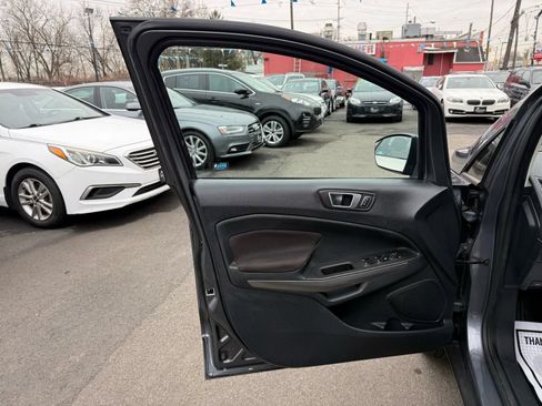 Used 2018 Ford EcoSport SE w/ SE Convenience Package AWD/4WD image 16