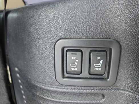 Used 2003 Lincoln Navigator Luxury image 12