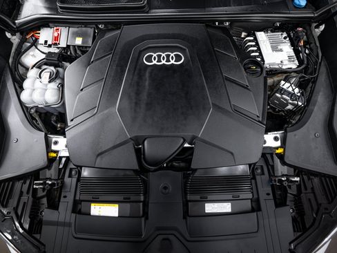 Certified 2023 Audi Q8 Prestige w/ Prestige Package AWD/4WD image 23