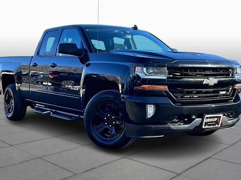 Used 2018 Chevrolet Silverado 1500 LT w/ All Star Edition image 2
