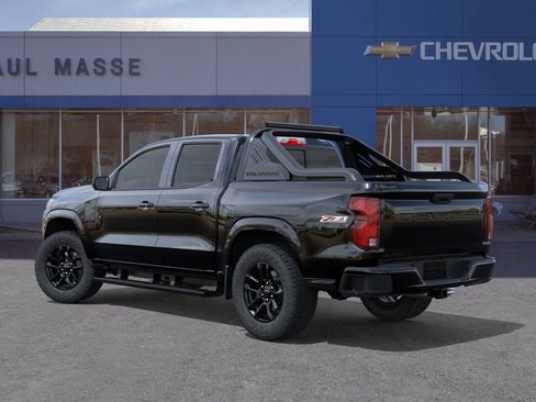 New 2026 Chevrolet Colorado Z71 w/ Midnight Edition AWD/4WD image 3