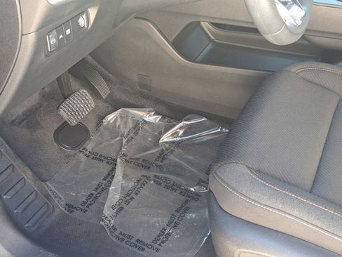 Used 2024 Honda Prologue EX image 16