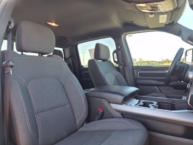 Used 2023 RAM 1500 Big Horn AWD/4WD image 17