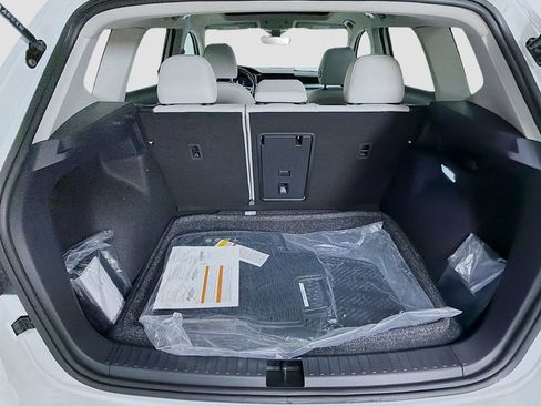 New 2026 Volkswagen Taos SE AWD/4WD image 27