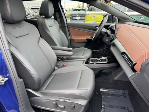 Certified 2021 Volkswagen ID.4 Pro S image 34