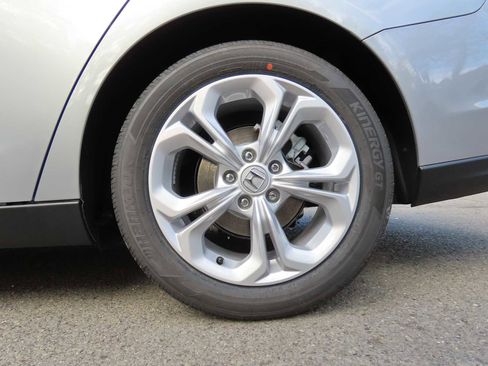 New 2025 Honda Accord LX image 8