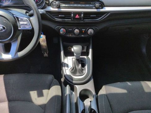 Used 2021 Kia Forte LXS FWD image 22