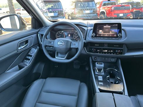 New 2026 Nissan Rogue SV w/ SV Premium Package image 23