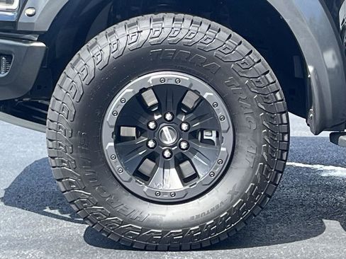 Used 2017 Ford F150 Raptor w/ Equipment Group 801A Mid AWD/4WD image 27