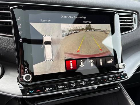 New 2026 Jeep Grand Wagoneer 4WD w/ Premium Group I image 8