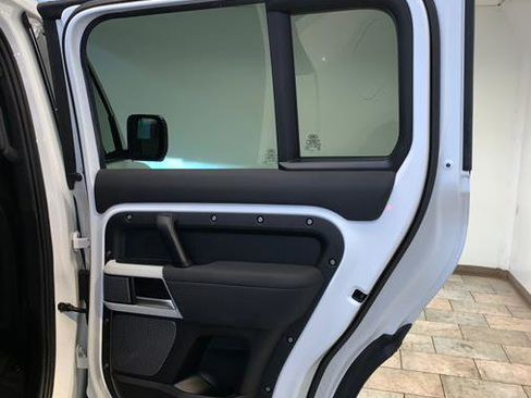 Used 2020 Land Rover Defender 110 S image 49