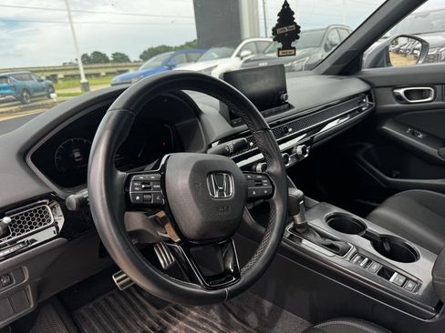 Used 2025 Honda Civic Sport image 25