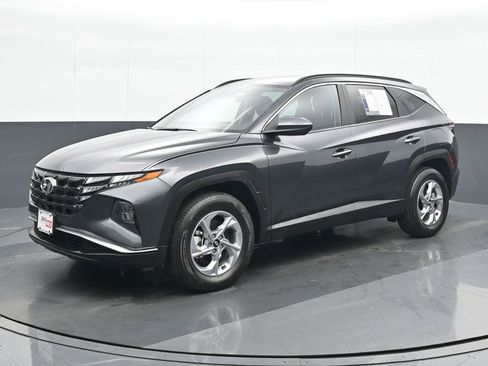 Used 2024 Hyundai Tucson SEL image 2
