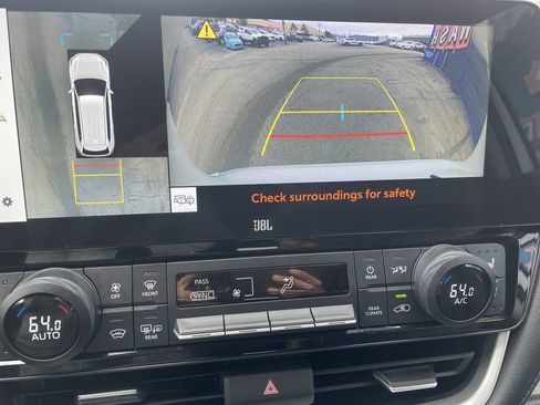 Used 2024 Toyota Grand Highlander Limited image 20